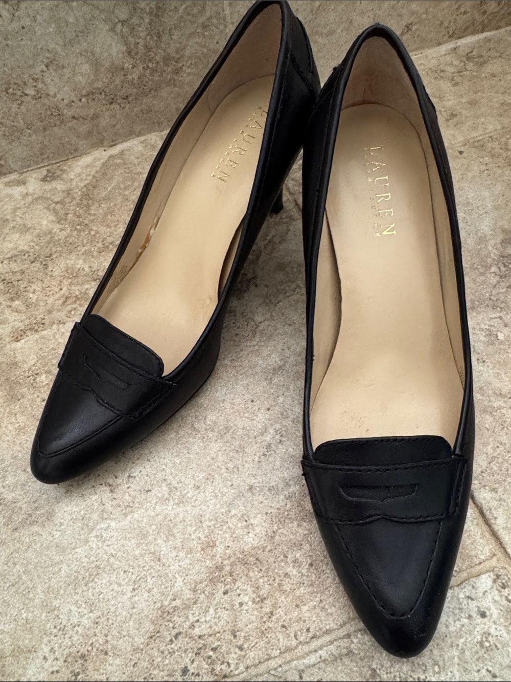 Lauren Ralph Lauren Black Pointed-Toe Loafer high heeled shoes woman’s size 7.5
